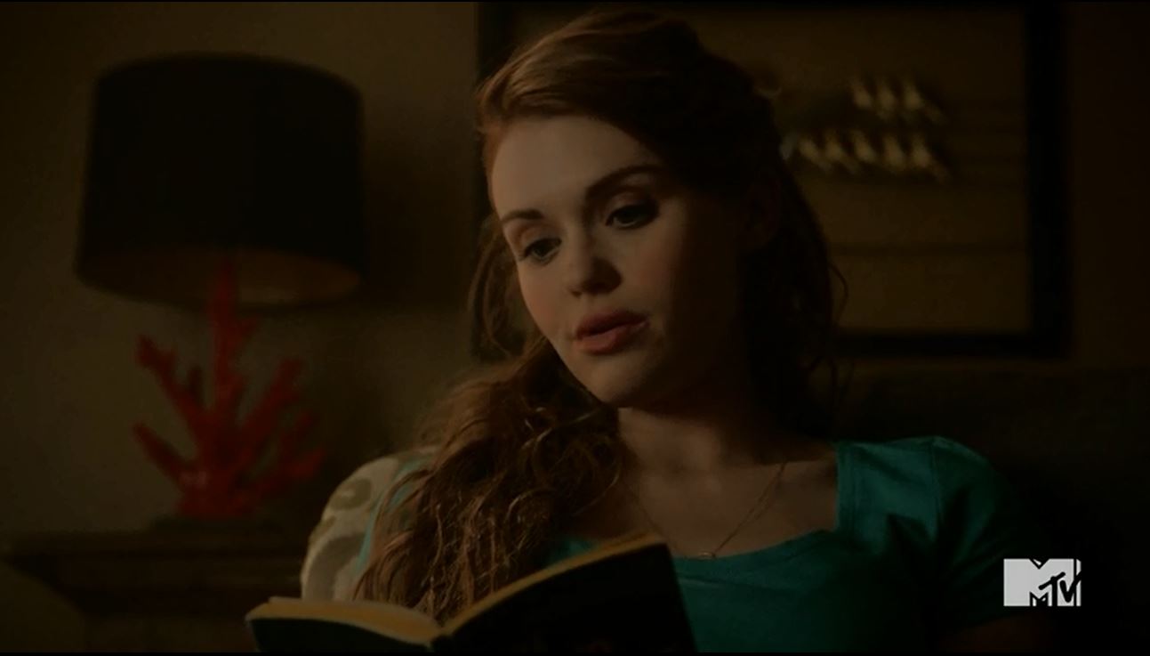 Teen_Wolf_Season_5_Episode_6_Required_Reading_Lydia_reading_the_Book